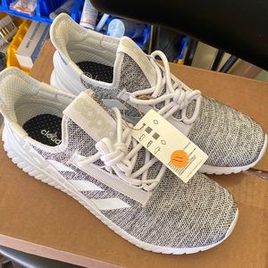 Adidas size 11M Kaptir 2.0 no box